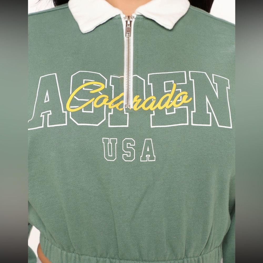 Long sleeve crop